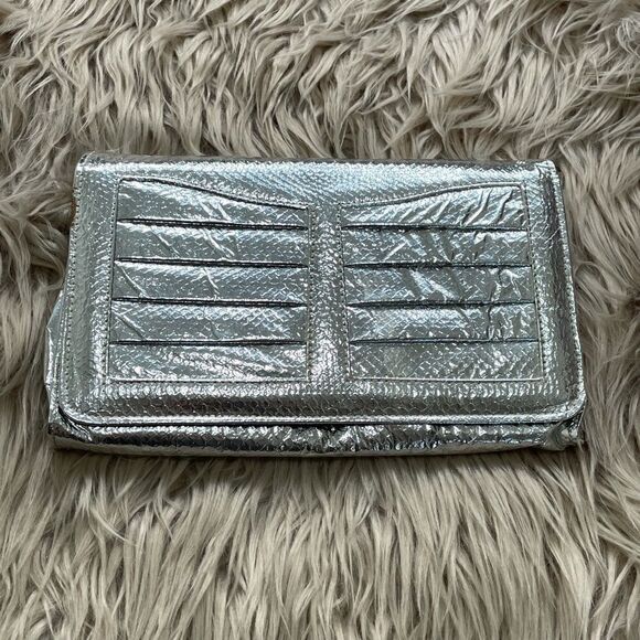 Vintage silver clutch    - Picture 1 of 8